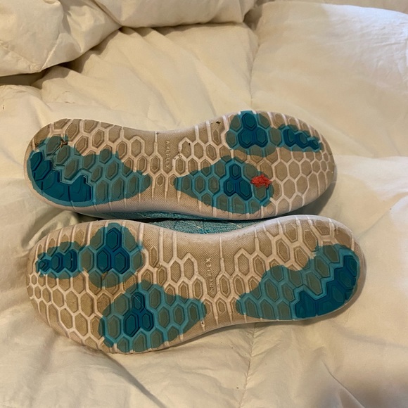 Nike Running shoes - Picture 2 of 5